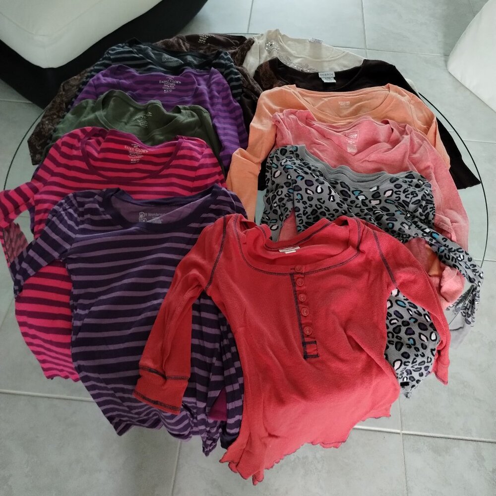 12 long sleeved tees